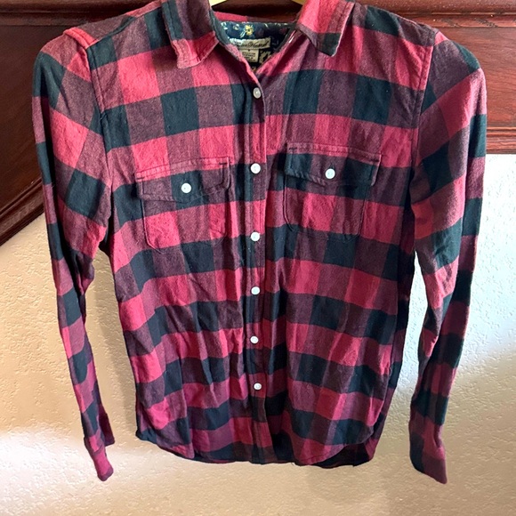 Tailor Vintage Womens Size Small Red and Black Checkered Shirt Flannel Plaid Top - Picture 1 of 4